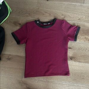 H&M Red and Black Short Sleeve Tee with Crew Neck